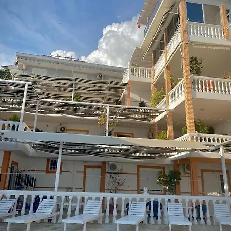 Hotel Napolon Complex Qeparo