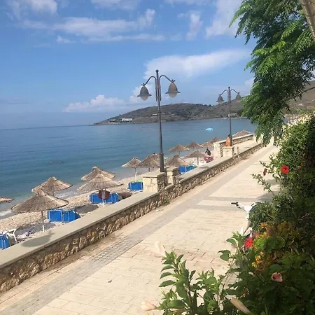 Napolon Complex 3* Κηπαρό