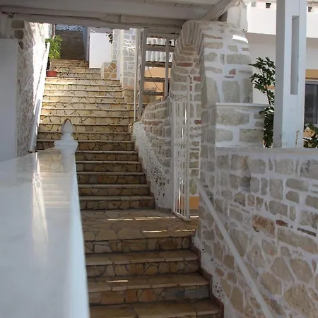 Ξενοδοχείο Napolon Complex 3*