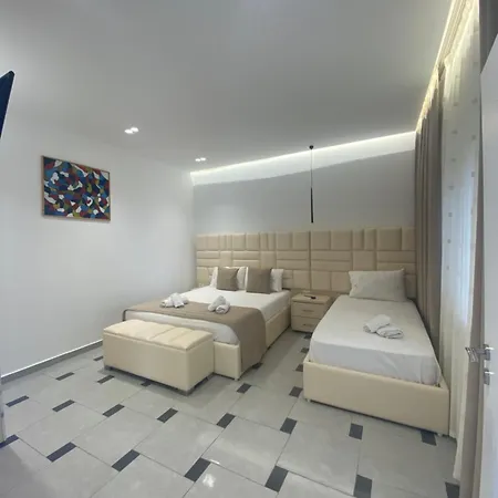 Hotel Napolon Complex Qeparo