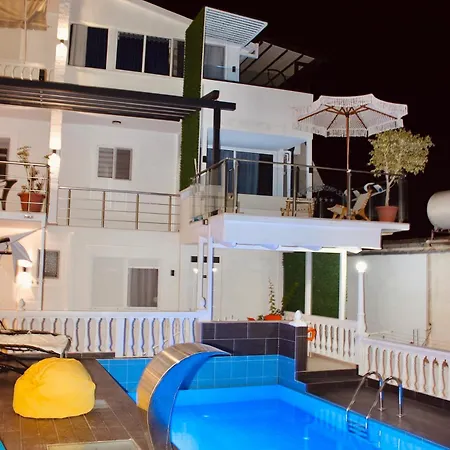 Отель Napolon Complex 3*
