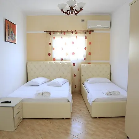 Hotel Napolon Complex Qeparo
