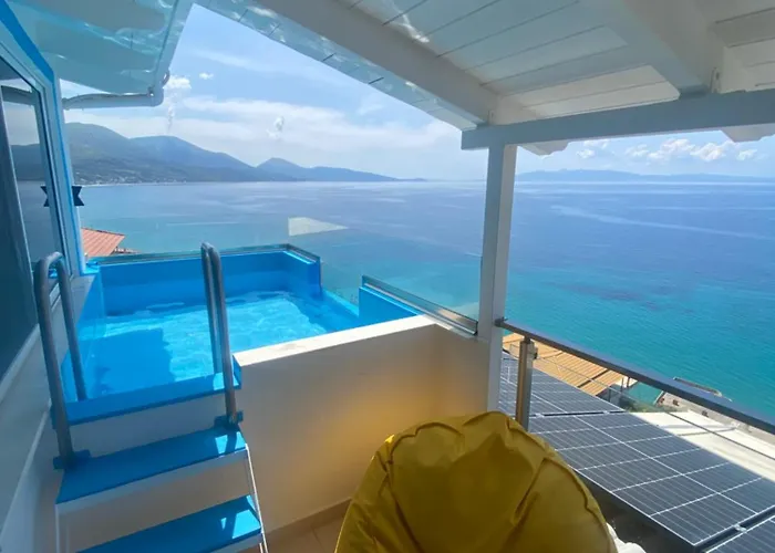 Napolon Complex 3* Qeparo