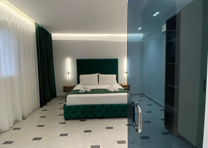 Napolon Complex Hotel 3*