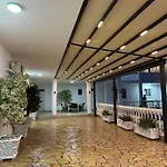 Napolon Complex מלון 3*