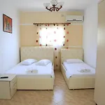 Hotel Napolon Complex Qeparo