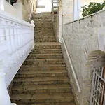 Napolon Complex Hotel Qeparo