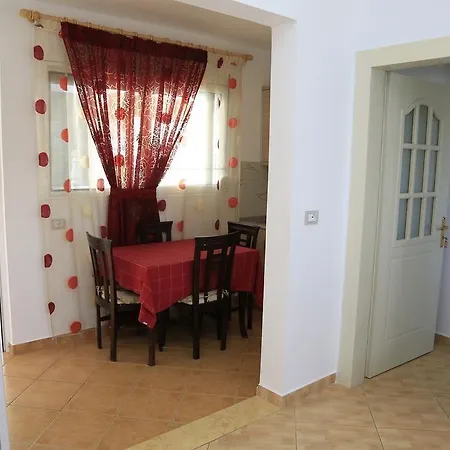 Napolon Complex Hotel Qeparo